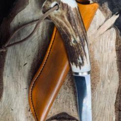 couteau de chasse d'artisan / bois de cerf