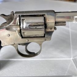 A SAISIR : REVOLVER DOUBLE ACTION FOREHAND & WADSWORTH SOLID FRAME 32 S&W LONG