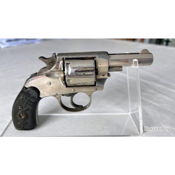 A SAISIR : REVOLVER DOUBLE ACTION FOREHAND & WADSWORTH SOLID FRAME 32 S&W LONG