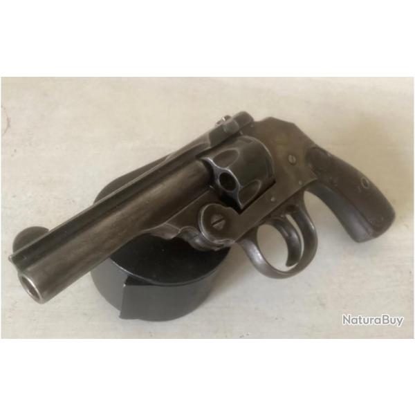 RVOLVER IVER JOHNSON - HAMMERLESS CALIBRE 32 SW