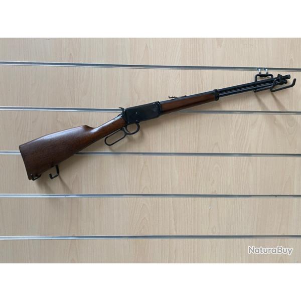 Enchre ! Carabine Akah lever action Cal.22LR