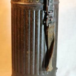 Boitier MAG masque à gaz allemand GAS MASK CANISTER NORMANDIE 1944 - ref SLO22BMG002