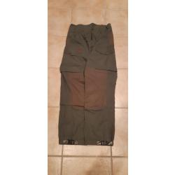 Pantalon FJALL RAVEN. FOREST.       TAILLE 48.Avec cire.