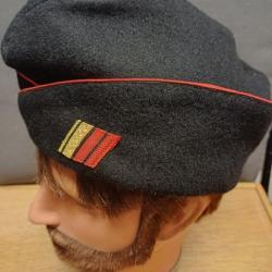 Ancien bonnet de police militaire Brigadier-Chef de l'Artillerie Métropolitaine