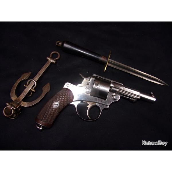 Revolver  1873 Marine 1e type  dat 1883 en  12 mm