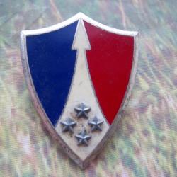 insigne militaire état major du 2° corps d'armée Forces Françaises en Allemagne