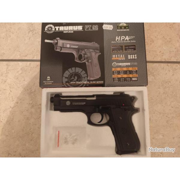 Taurus PT92 HPA  ressort mtal - Puissance, ralisme et prcision  saisir !