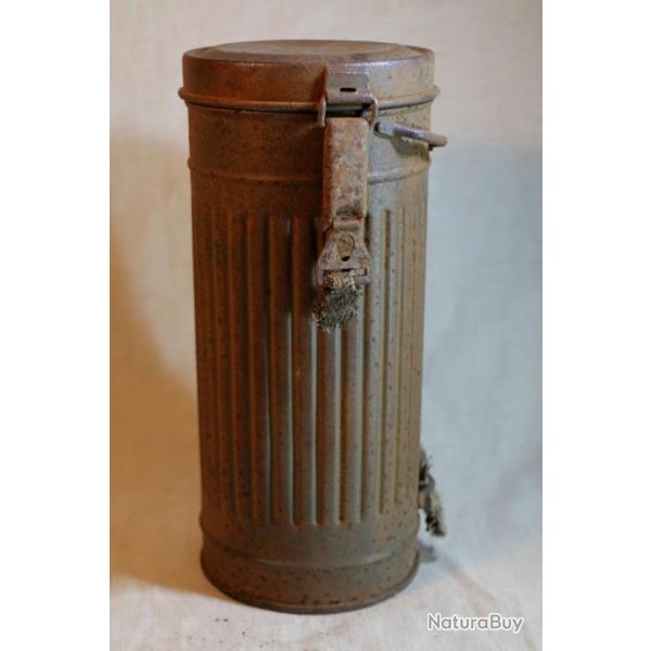 Boitier MAG masque gaz allemand GAS MASK CANISTER NORMANDIE 1944 ref SLO22BMG007