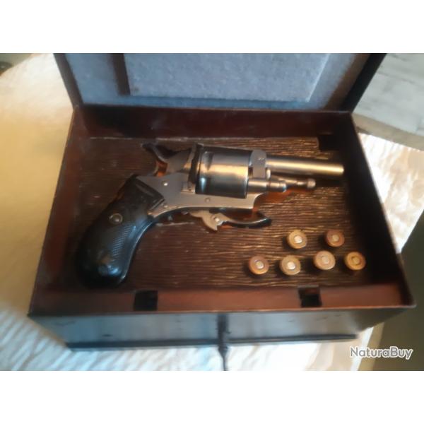 Revolver  cal 320