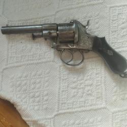 Pistolet système le faucheux poudre noire