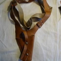 Holster d'épaule en cuir