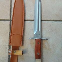 ENCHERE BAIONNETTE DROITE DE 34.5 CM POUR KALASH AK74 ET AK47 NEUVE AVEC ETUI POUR CEINTURON