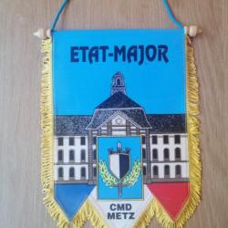 Fanion état-major de la circonscription militaire de Metz.