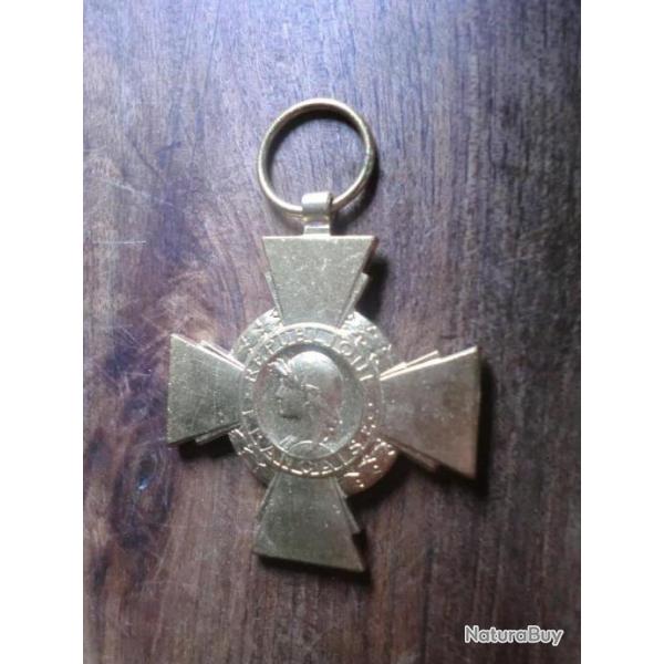 mdaille croix du combattant sans ruban