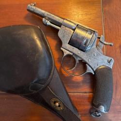 REVOLVER 1873 Chamelot Delvigne avec son étui en cuir