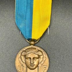 (11.002) Médaille Association de l'Union Fédérale des Combattants - Ordonnance