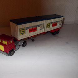 MATCHBOX  CAMION  MADE IN ENGLAND 1/43