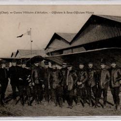 CPA - AVORD  ( Cher ) - Centre Militaire d'Aviation - Officiers &Sous-Officiers Pilotes N&deg;1051