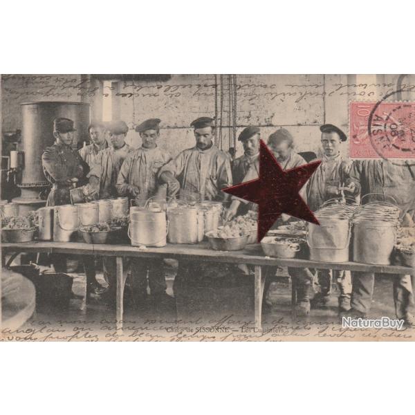 CPA - Camp deSISSONNE- Les Cuisiners  N817