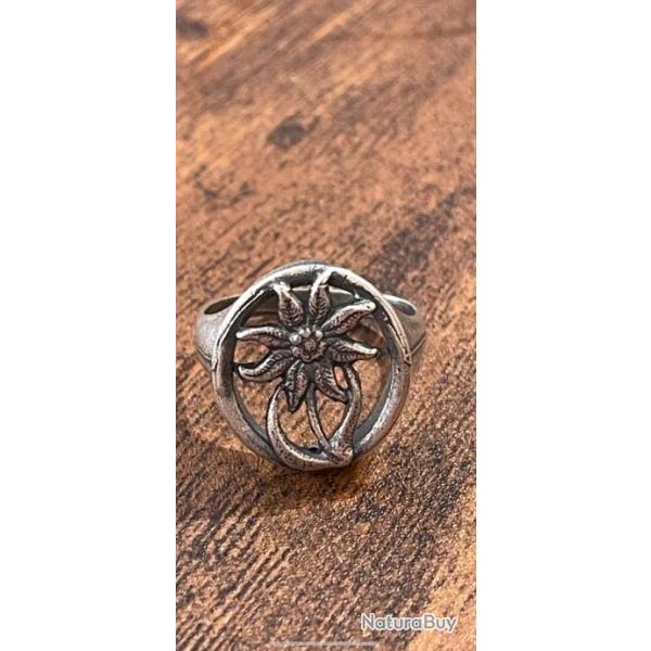 une bague allemande edelweiss ww2