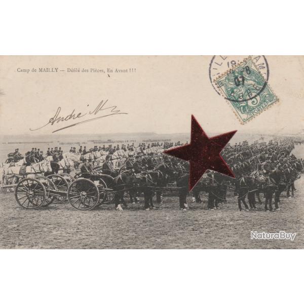 CPA - Camp de MAILLY-Defile des Pieces,En Avant !!!  N083