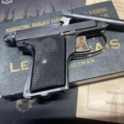 Vends pistolet MANUFRANCE mod: policeman cal: 6.35