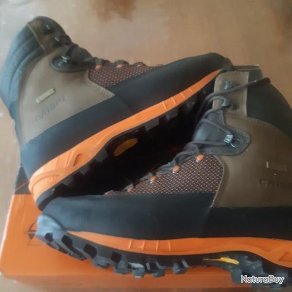 CHAUSSURE CRISPI TRACK GTX