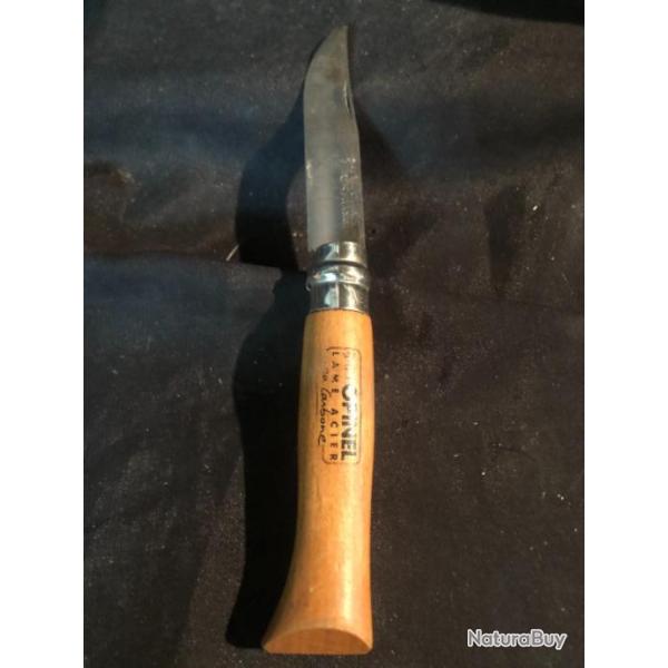 couteau opinel lame acier carbone n8