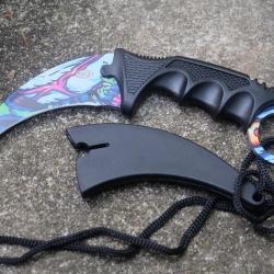 Couteau Karambit Chasseur de Zombies Tactical Lame Acier Inox Manche Abs Etui Plastique Cordelette