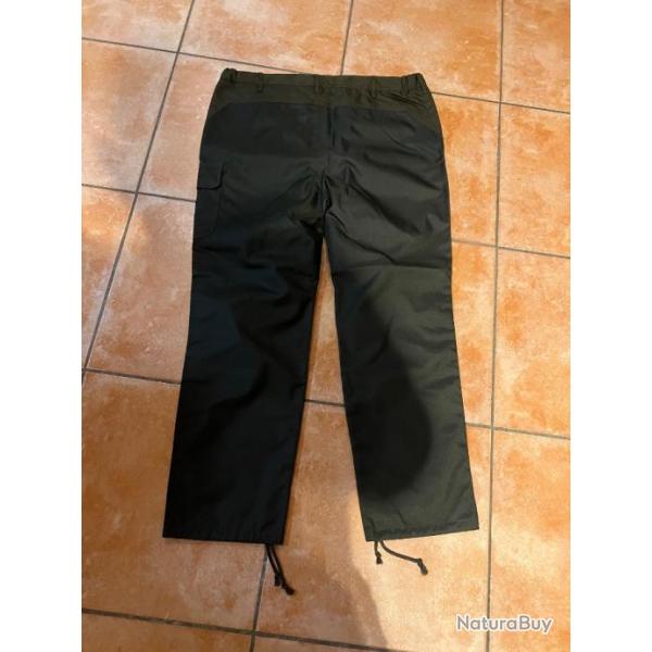 Pantalon neuf Treeland