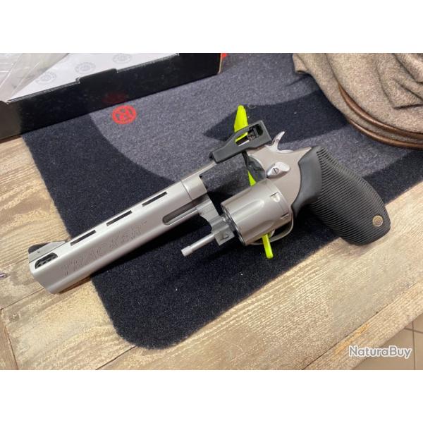 Taurus 627 Tracker 357 Mag