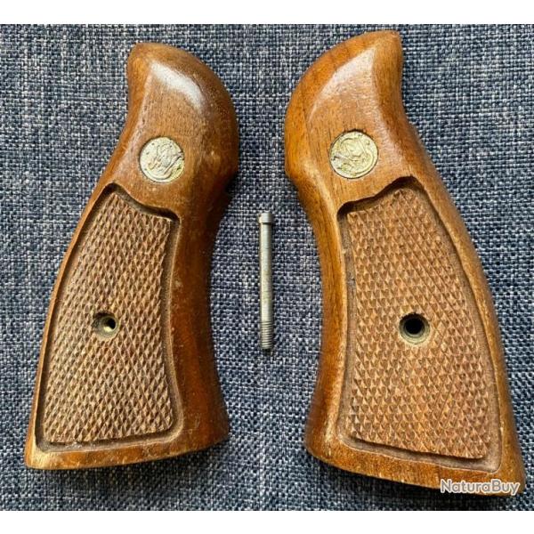 Vintage :  Plaquettes service pour revolver Wesson carcasse  K square butt