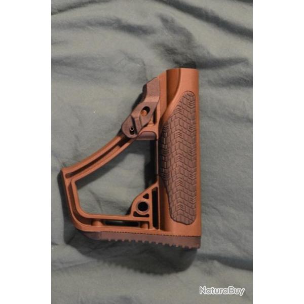 Crosse DANIEL DEFENSE AR 15 Milspec Brown + buttplate arrondie