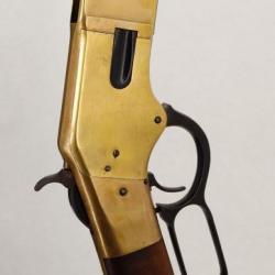 CARABINE WINCHESTER YELLOW BOY CALIBRE 38 SPECIAL PAR UBERTI - ITALIE XXè Très bon  Italie Categorie