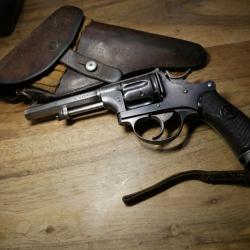 Revolver 1882 Suisse avec son étui d'origine