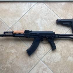 Crosse reglable akm arsenal (arme non a vendre)