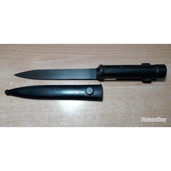 Baonnette tubulaire  FAL type C, pour fusil d'assaut