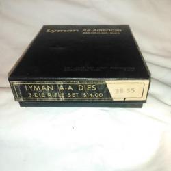 JEU D'OUTILS VINTAGE LYMAN  CALIBRE  38/55 WINCHESTER