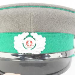 Casquette Officier RDA (République Démocratique Allemagne) daté 1984 1 sans prix de réserves