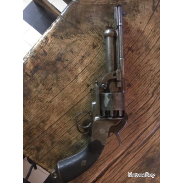 Vends revolver Le Mat fabrication anglaise