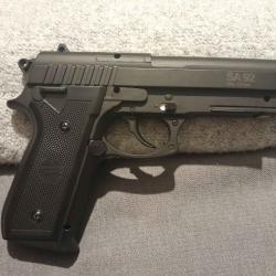 Vend SA P92, replique du berreta 92 FS.