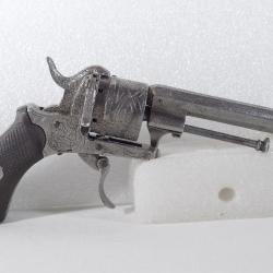 pistolet à broche