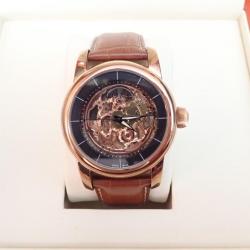 Montre suisse PILO. Mouvement transparent