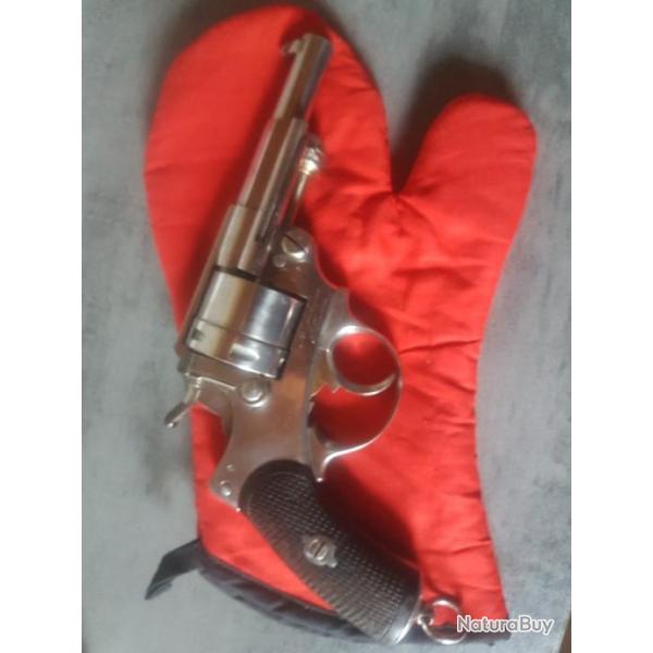 revolver Modle 1873 anne 1876