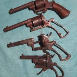 Lot de 4 revolvers à broches