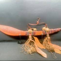 BEAU ET LONG SABRE MANDINGUE TRADITIONNEL DU XX SIECLE, ART AFRICAIN, MALINKE