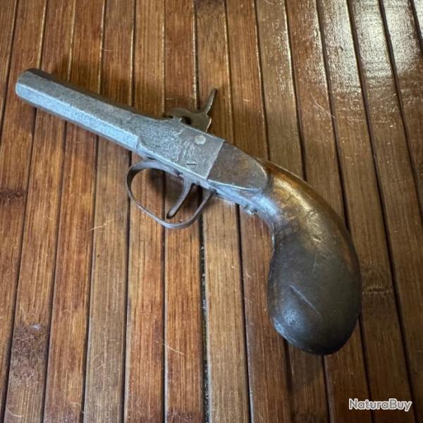 PISTOLET  COFFRE  POINON DE ST TIENNE PETIT PRIX POUR