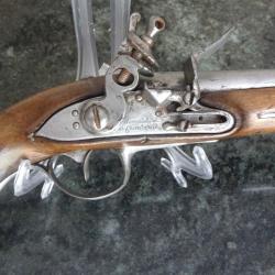 JOLI PISTOLET SILEX REGLEMENTAIRE MODÈLE 1770 POUR MARÉCHAUSSÉE , GENDARMERIE , COMPLET