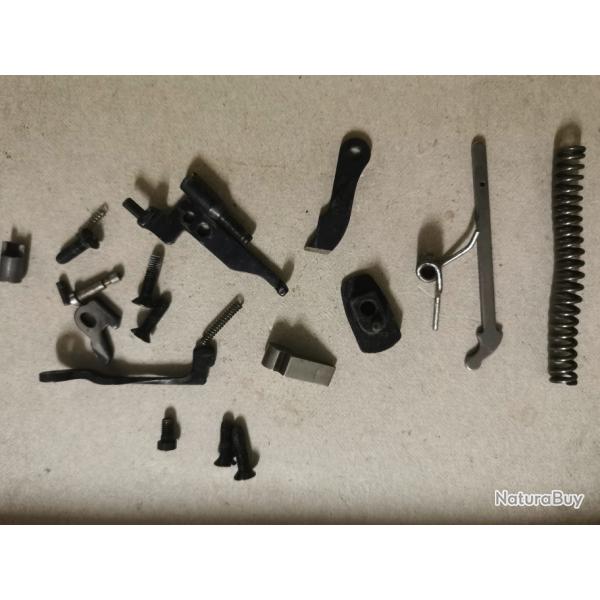 LOT petites Pieces pour revolver ROHM RG 699 alarme