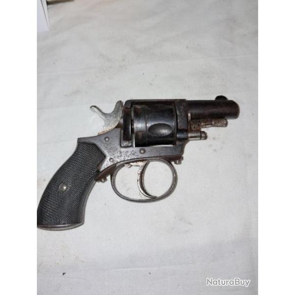 Revolver cal 320 belge